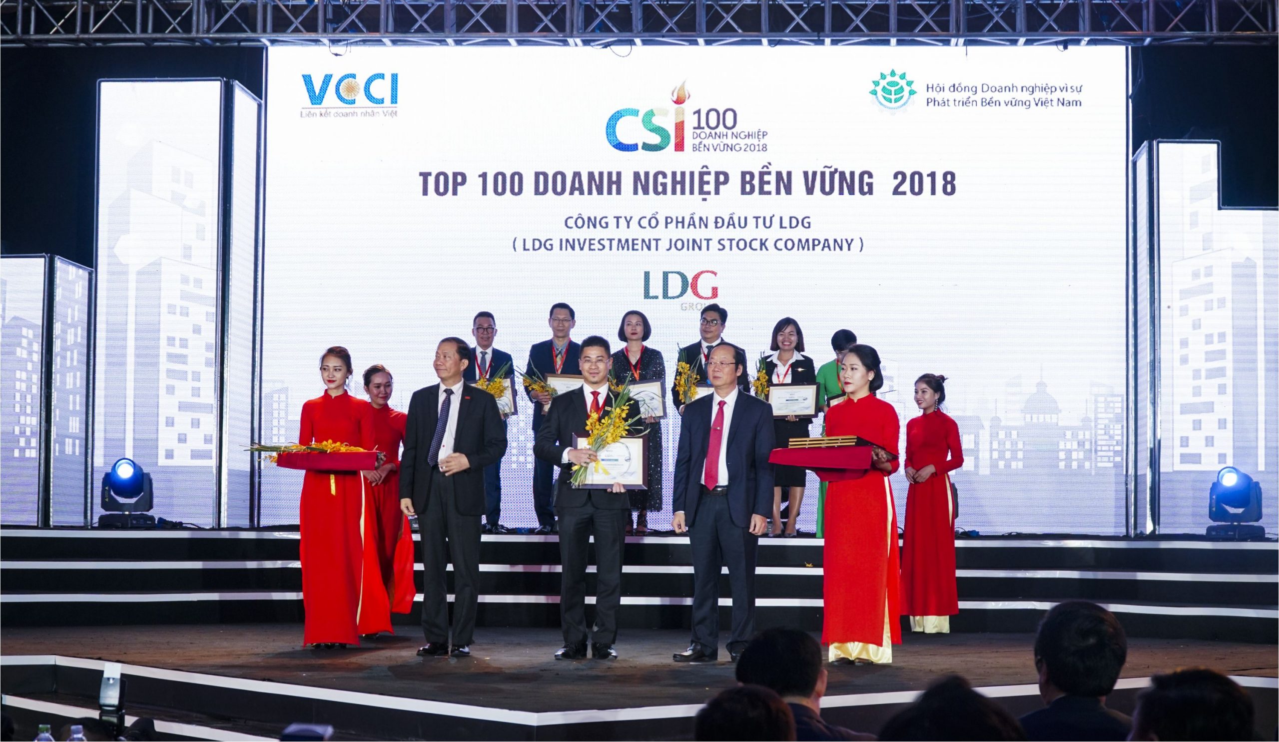 LDG Group nhận danh hiệu top 100 doanh nghiệp bền vững 2018.