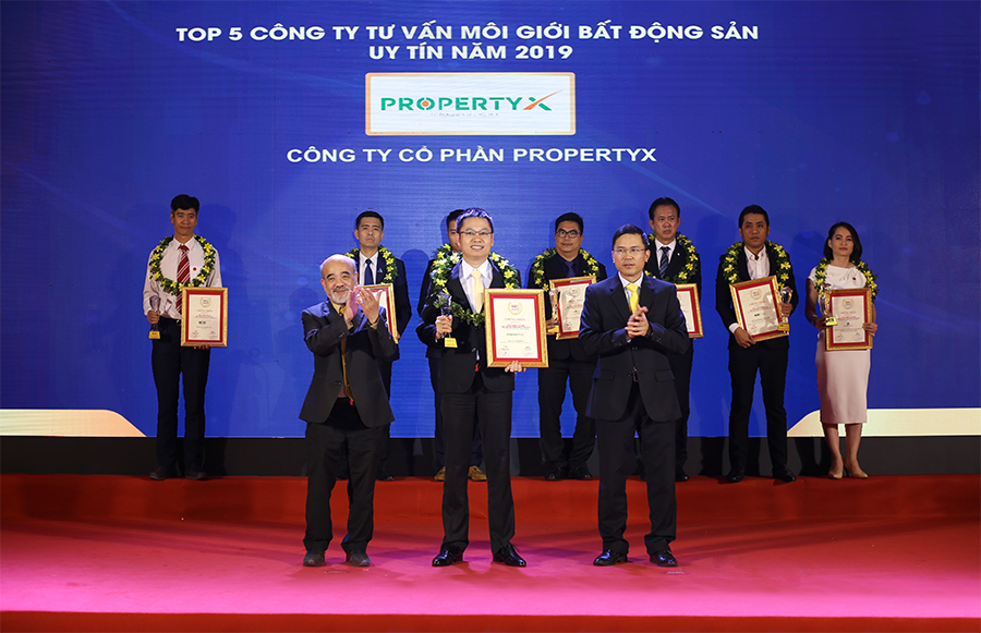 PropertyX nhận giải Top 5 Công ty Tư vấn & Môi giới BĐS