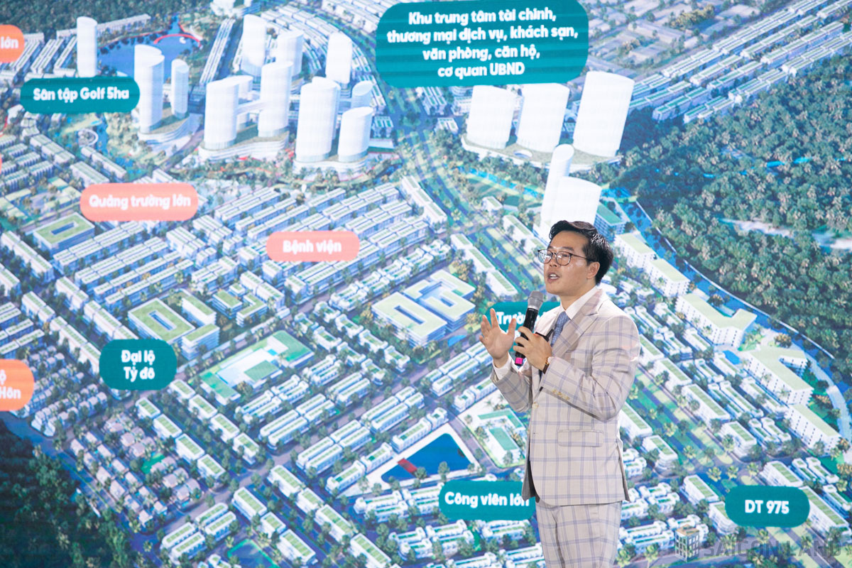 Giám đốc dự án Meyhomes Capital Phú Quốc chia sẻ tiện ích dự án.