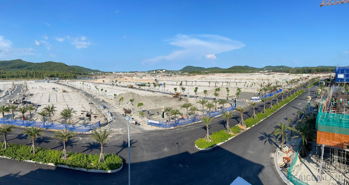 Phân khu Apricot đang làm móng Tiến độ Meyhomes Capital Phú Quốc ngày 12/5/2021