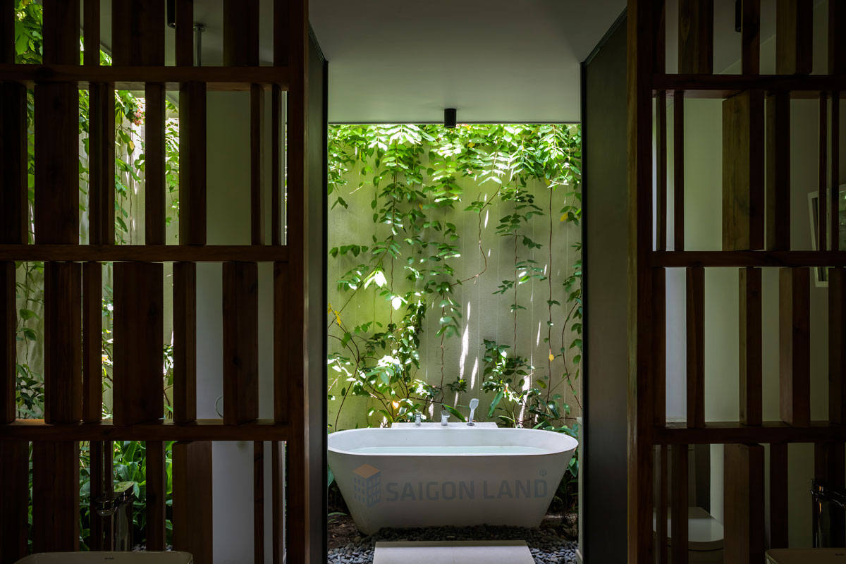 Bồn-tắm-ngoài-trời-biệt-thự-Wyndham-Phú-Quốc