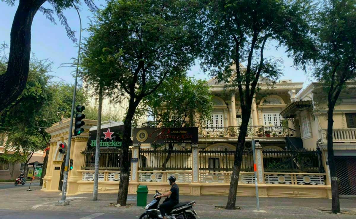 Bán nhà 2 mặt tiền Võ Văn Tần - Bà Huyện Thanh Quan